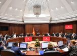Българите в македонската конституция - правителството ги добави, опозицията не иска и да чуе