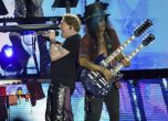Българин задържан с оръжие на входа за концерта на Guns N' Roses