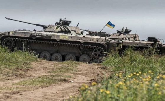 Украински дрон уцели склад за боеприпаси в окупирания Крим