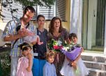 Надежда от ''Принстън'' се върна в България, за да роди четирите си деца в ''Шейново''