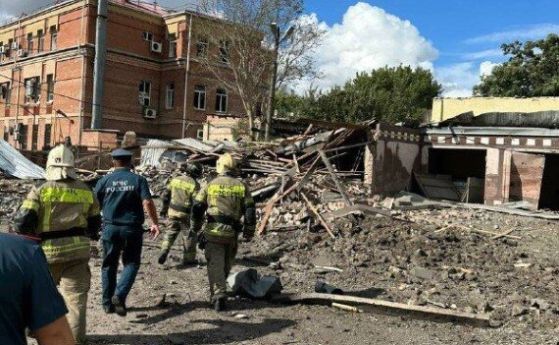 Взрив разтърси центъра на Таганрог. Експлозия и в петролна рафинерия в Самара