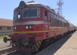 Изпитание за нервите: Бързият влак София-Бургас закъсня с 9 часа