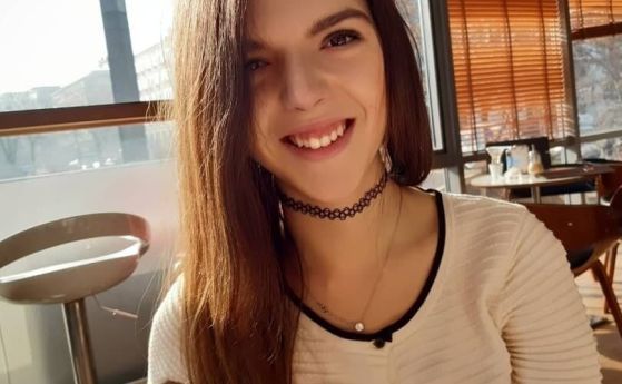 Зов за помощ: 25-годишно момиче се бори с рак на щитовидната жлеза