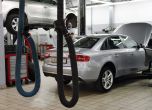 Санкциите работят: BMW и Audi отрязоха руските дилъри от достъп до софтуера си