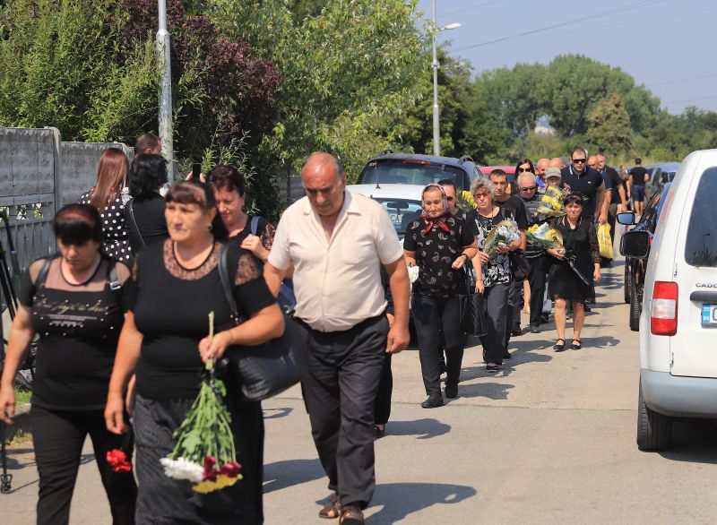 Поклонение на Алексей Петров