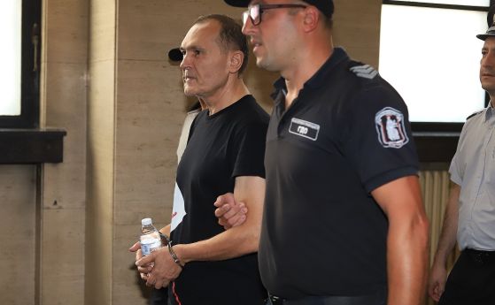 Адвокатът на Васил Божков смята, че арестът на клиента му е отмъщение