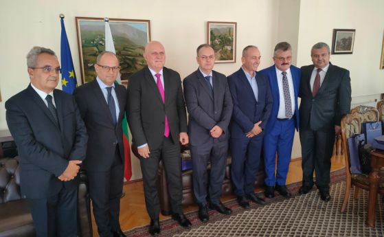 Български и албански университети ще разработват общи програми