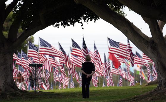 В САЩ почетоха жертвите на атентата от 11 септември 2001 г.