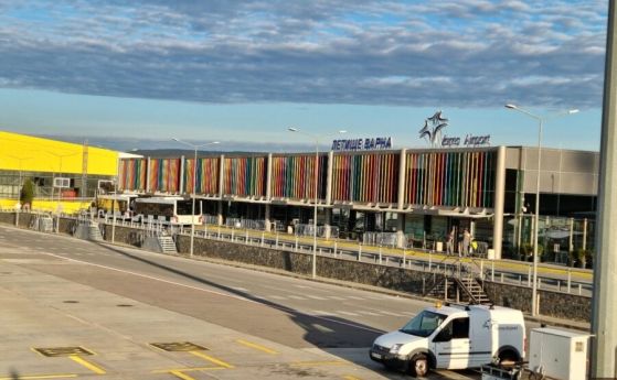 Летищата в Бургас и Варна отчитат над 800 000 пътници през август