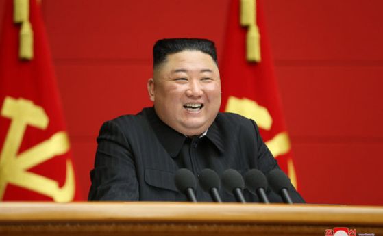 Ким Чен-ун получи бронирана жилетка и безпилотни самолети като подарък във Владивосток