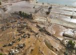 Оцелелите от наводненията в Либия са изправени пред недостиг на вода и риск от мини