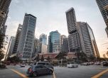 Твърде скъпо удоволствие: Разрешителното за притежание на кола в Сингапур скочи до рекордните $106 хил.