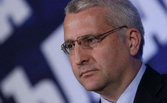Светослав Малинов: Срамният резултат на Хекимян се прехвърля върху Борисов