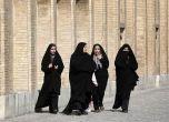Иран осъди на смърт жена заради изневяра