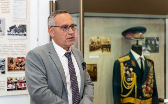 Началникът на кабинета на Калин Стоянов напуска