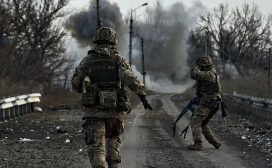 Войната в Украйна: Адът на фронта при Днепър