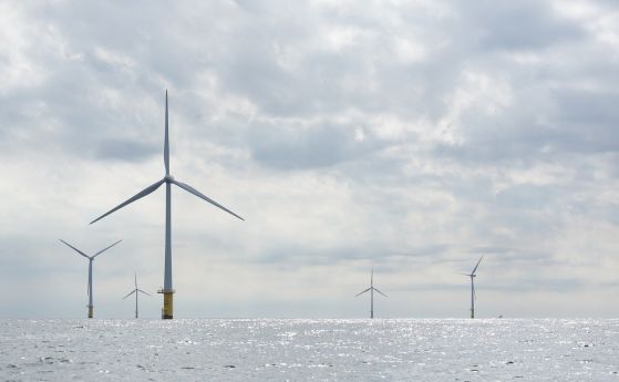 Нов закон разполага вятърни електроцентрали в Черно море с концесии за по 30 години