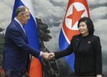 Обединени от изолацията Русия и Северна Корея все по-опасно близки, Путин може да посети Пхенян тази година