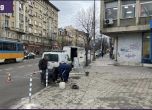 Служителите на АПИ се сбогуват с паркоместата върху тротоара на пл. ''Македония''