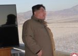 Пхенян изстреля две балистични ракети от подводница