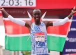 Световният рекордьор в маратона е загинал в катастрофа