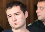 Осъденият за двойното убийство пред ''Соло'' вече е в София