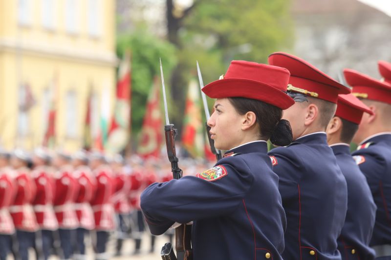 армия