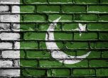 22-годишно момиче е убито от брат си в Пакистан, семейството заснело и публикувало престъплението