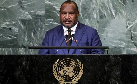 Премиерът на Папуа Нова Гвинея Джеймс Марапе говори нa 77-та сесия на Общото събрание на ООН на 22 септември 2022 г. 