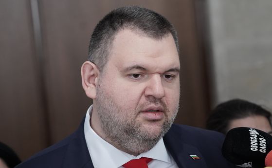 Делян Пеевски в парламента