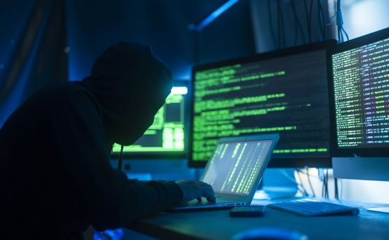 Полша е станала мишена на руска хакерска атака
