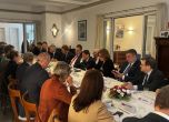 Посланиците на страните членки на ЕС се срещнаха с делегация на ДПС, водена от Пеевски