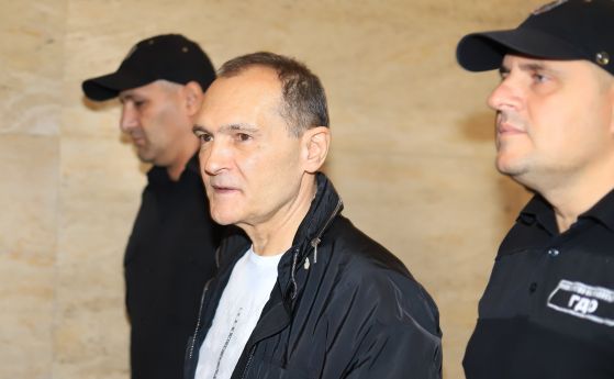 Прокуратурата иска Божков да е на свобода срещу 500 000 лева гаранция