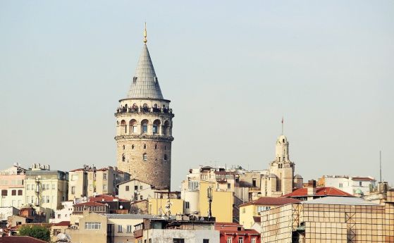Кулата Галата