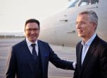 Столтенберг пристигна в България, ще говори с премиера и министъра на отбраната