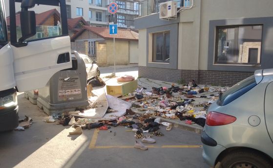 Разпилян боклук в морската столица Варна