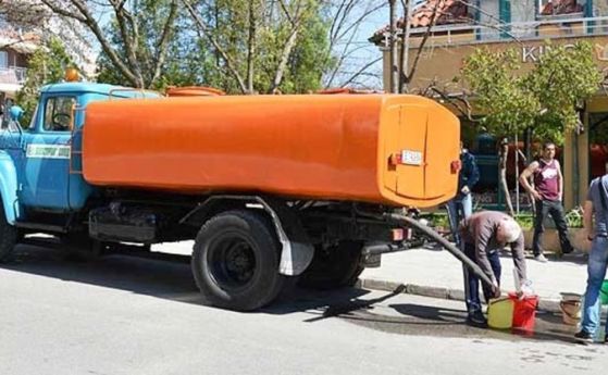 В Хасково минават на водоноски заради авария в помпена станция