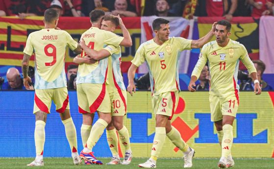 Радостта на Испания след 1-вото попадение