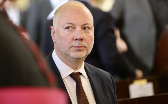 Според предварителната информация бившият шеф на НС Росен Желязков ще е кандидатът за премиер на ГЕРБ