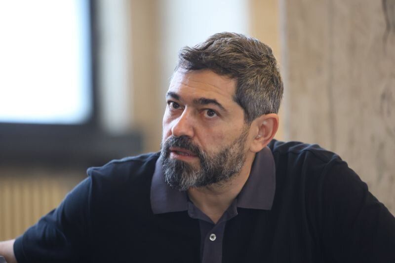 Никола Тупарев 