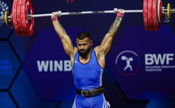 Божидар Андреев