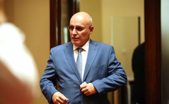 Управителят на БНБ Димитър Радев 