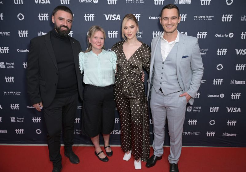 Наскоро филмът имаше премиера на Toronto Film Festival