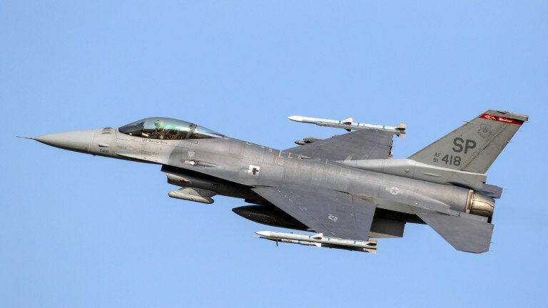 F-16