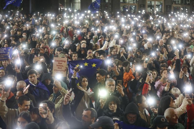 Мащабен протест в грузинската столица