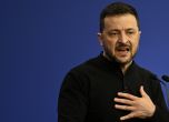 Президентът на Украйна Володимир Зеленски награди 857 защитници на страната, от които 472 посмъртно. Снимка: AP/Denes Erdos