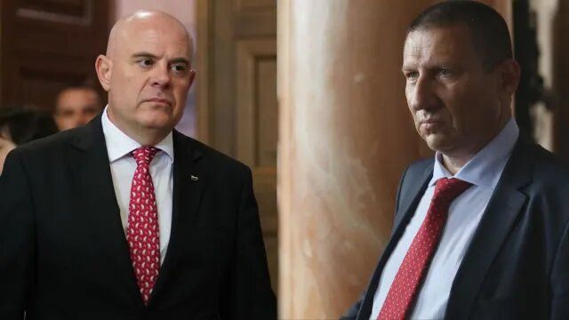 Гешев и Сарафов