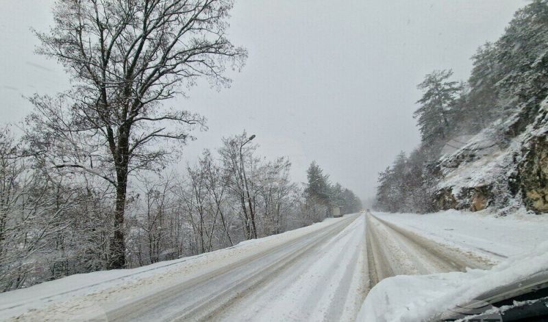 Рожен отново е затворен за камиони с ремаркета и полуремаркета