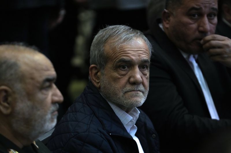 Масуд Пезешкиан