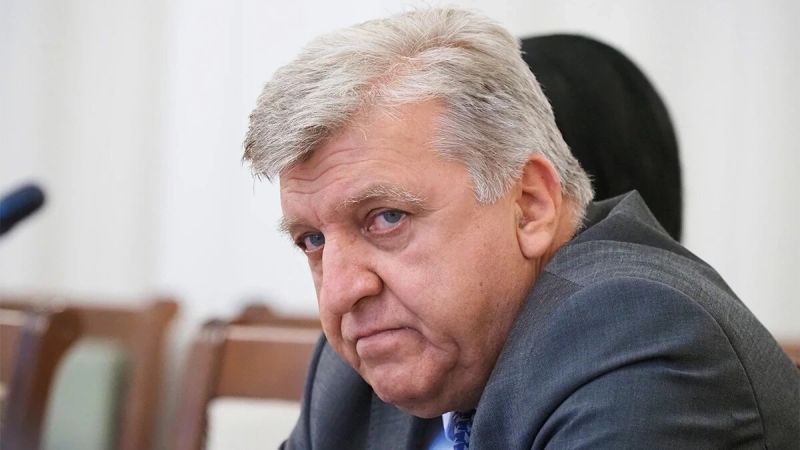 Манол Генов